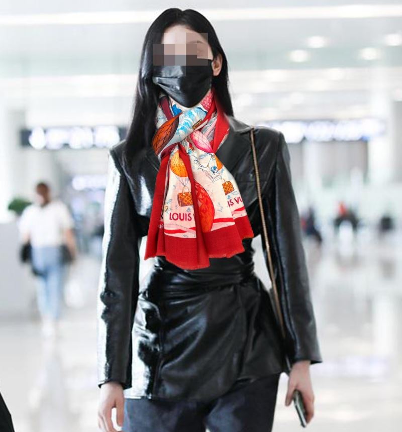 Louis Vuitton Scarf